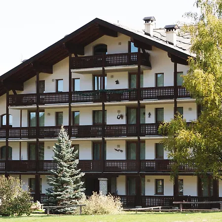 Pila- In Out- Yumi *