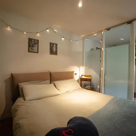 Pila- In Out- Yumi Apartment *