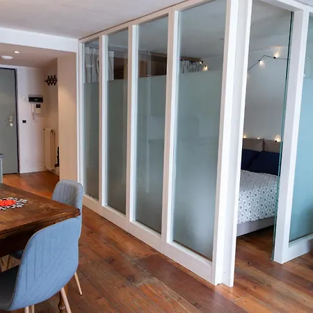 Pila- In Out- Yumi *