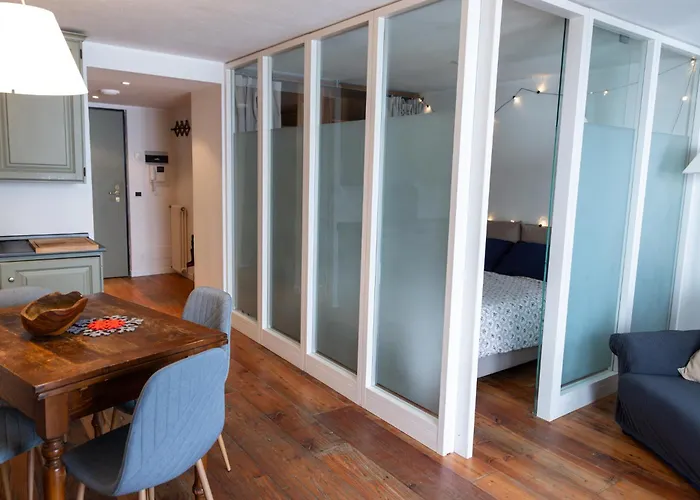 Pila- In Out- Yumi *